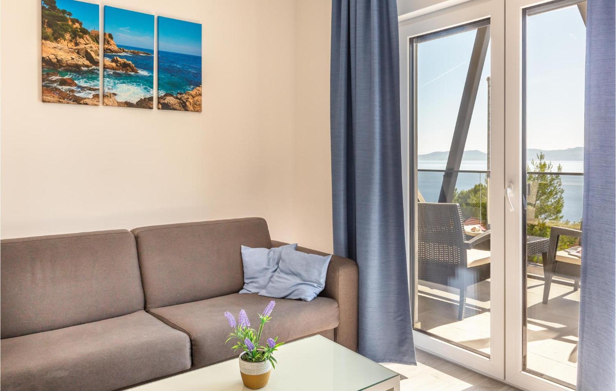Kutleša Amazing Apartment In Medici With Kitchen מראה חיצוני תמונה