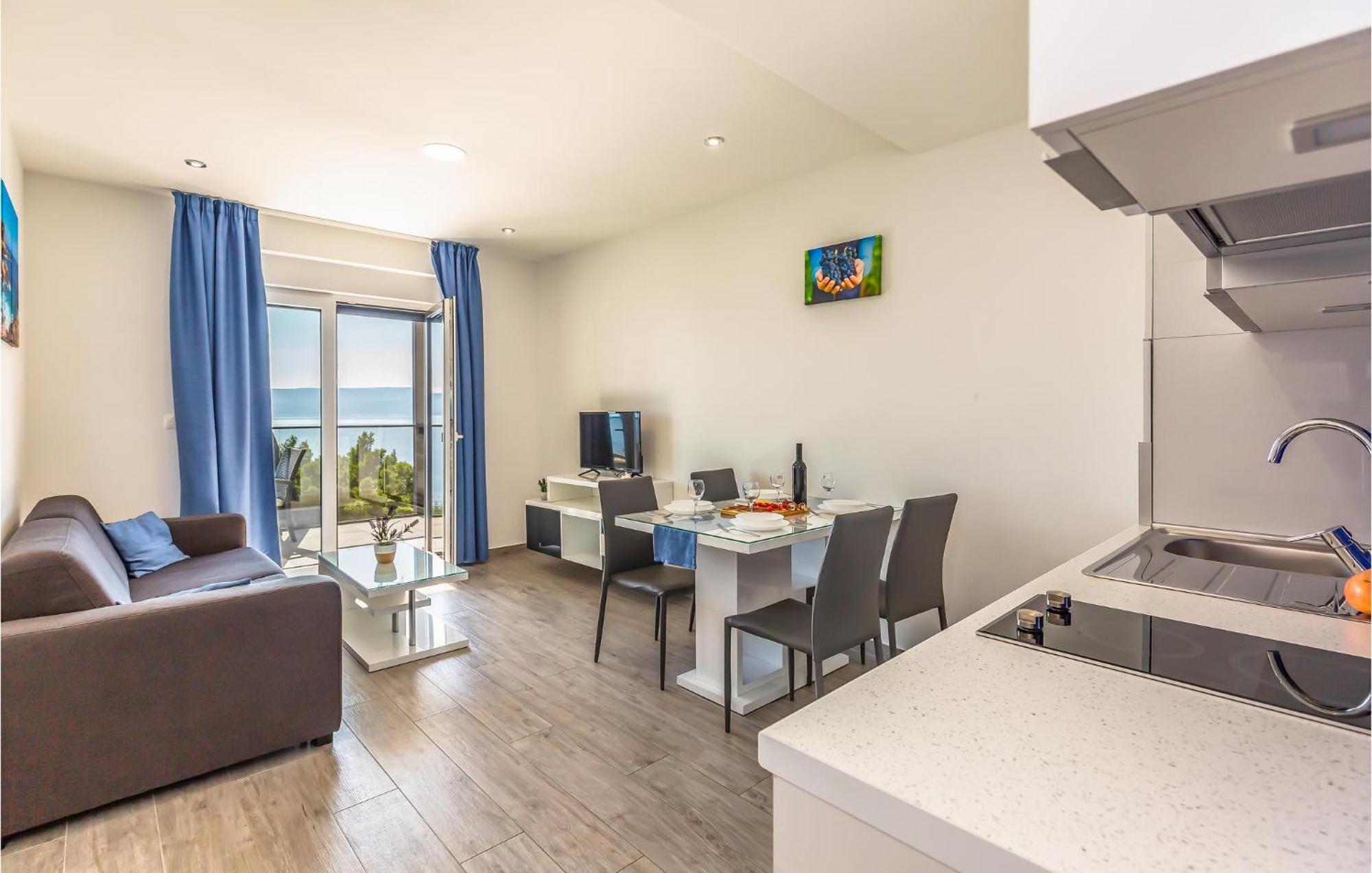 Kutleša Amazing Apartment In Medici With Kitchen מראה חיצוני תמונה
